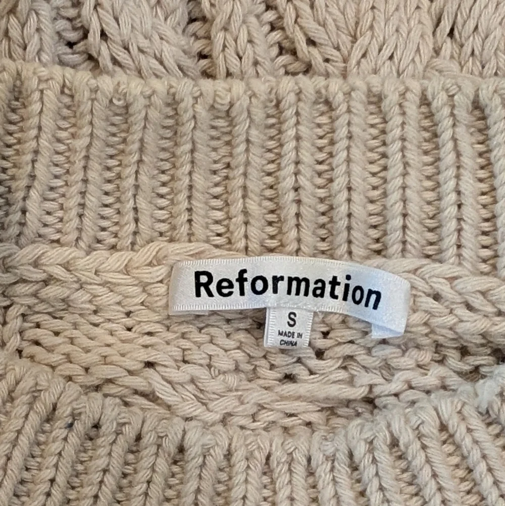 Reformation Sam Oversized Cable Knit Sweater - Picture 9 of 13